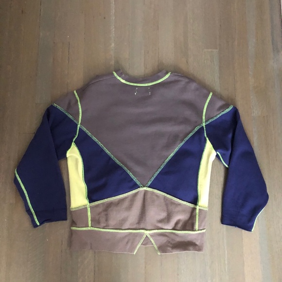 Urban Outfitters Crewneck size S - Picture 2 of 3